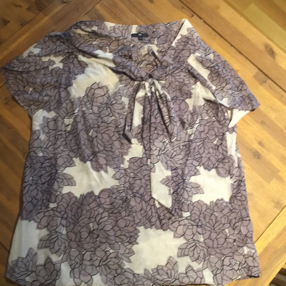 Gap large short sleeve